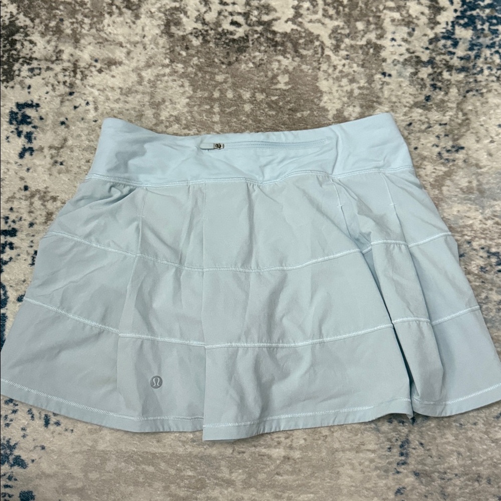 Lululemon skort - Picture 3 of 5